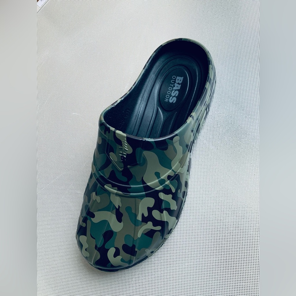 BASS OUTDOOR Field Slide